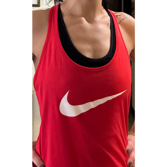 Nike Dri-fit tank - Picture 2 of 4